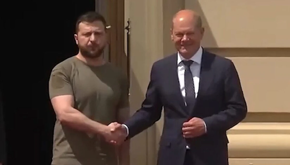 Cancelarul german Olaf Scholz, în vizită neanunţată la Kiev pentru discuţii cu preşedintele Zelenski