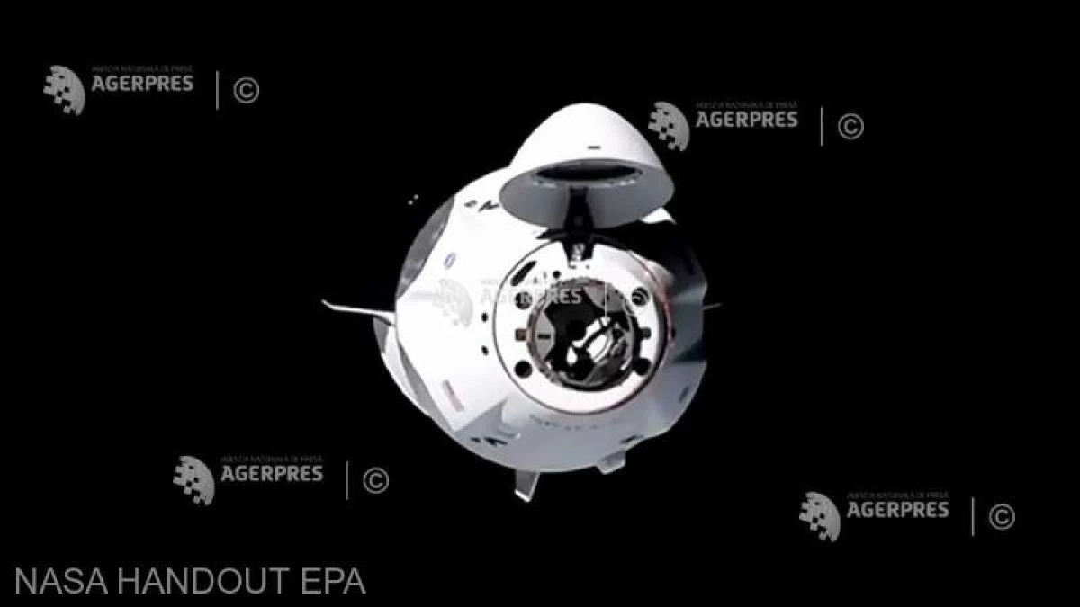 Capsula Crew Dragon, cu patru astronauţi la bord, a andocat la Staţia Spaţială Internaţională