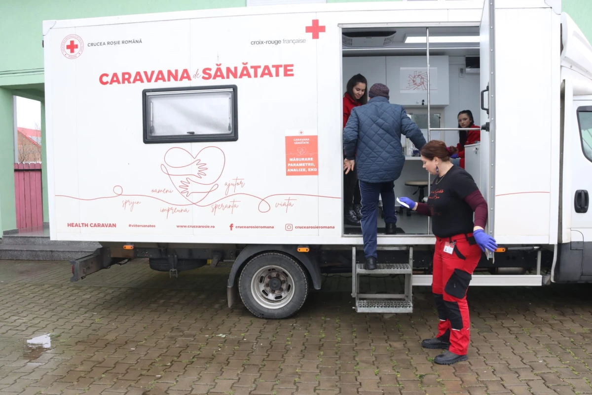 Caravana de Sănătate ajunge la Cermei