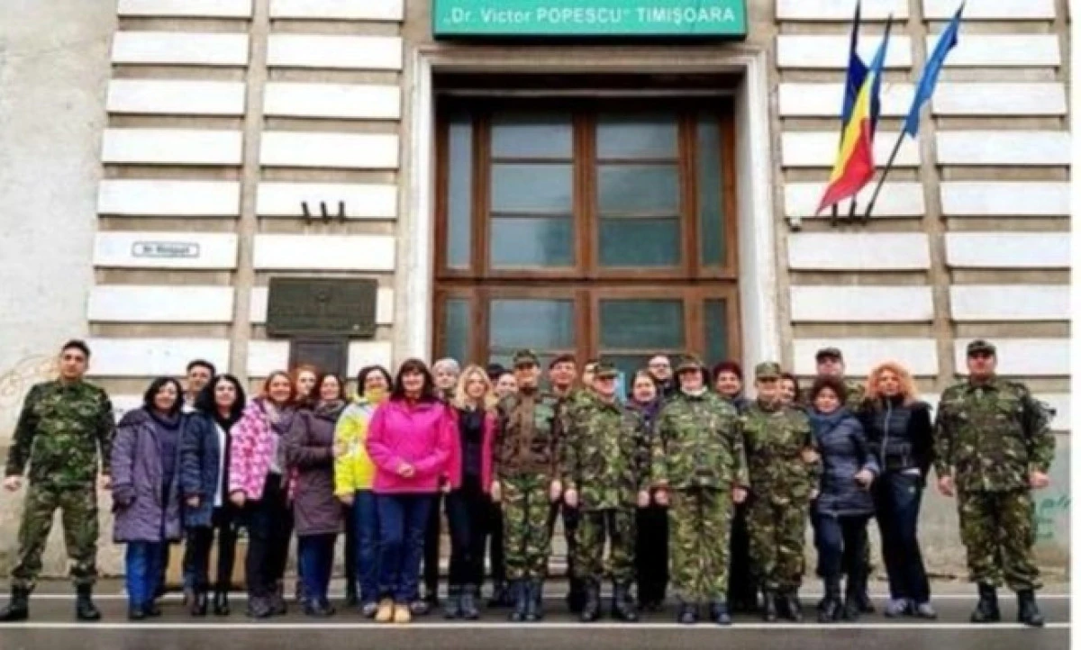 Caravana medicală ”Uniţi Sub Tricolor prin Sănătate” ajunge la Arad