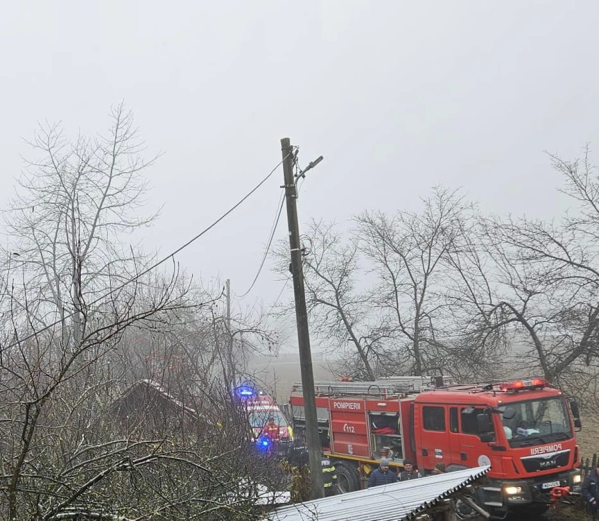 Casă în flăcări, în localitatea Lupești. Pompierii au reușit să lichideze rapid incendiul