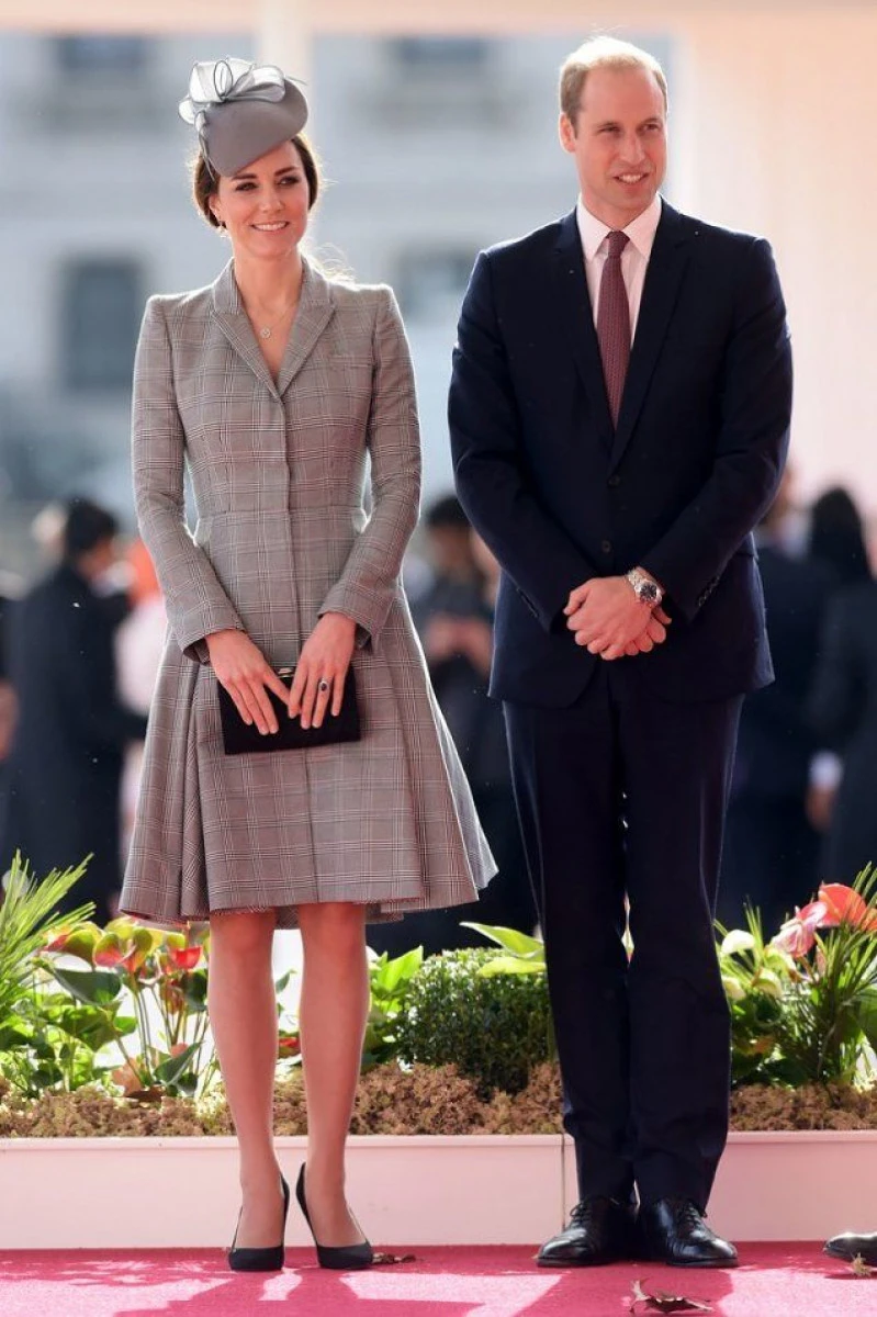 CASA REGALA A FACUT ANUNTUL MULT ASTEPTAT! CAND VA NASTE KATE MIDDLETON