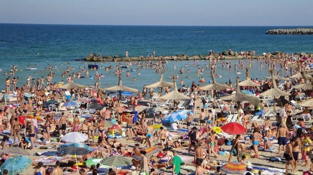 Cât au cheltuit românii în minivacanța de Rusalii
