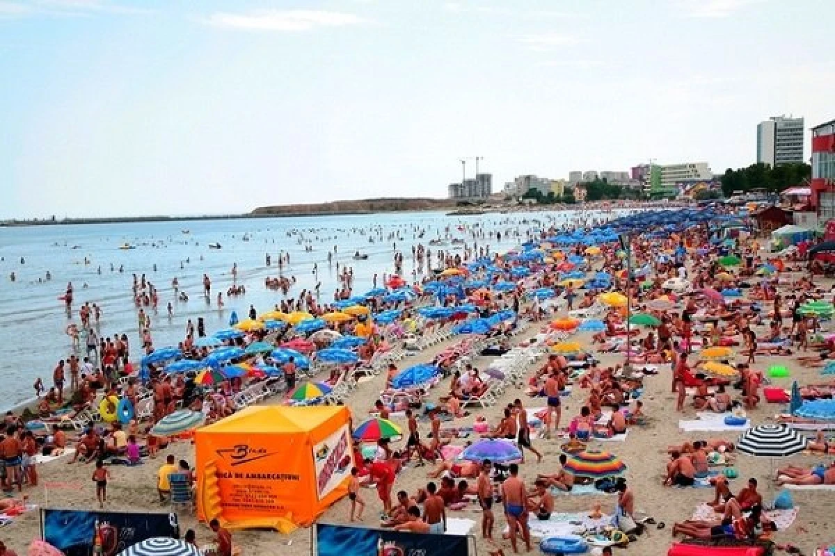 Cât costă o zi de plajă pe litoralul românesc