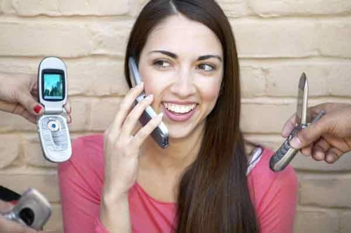 CAT DE PERICULOS ESTE VORBITUL LA TELEFON IN EXCES