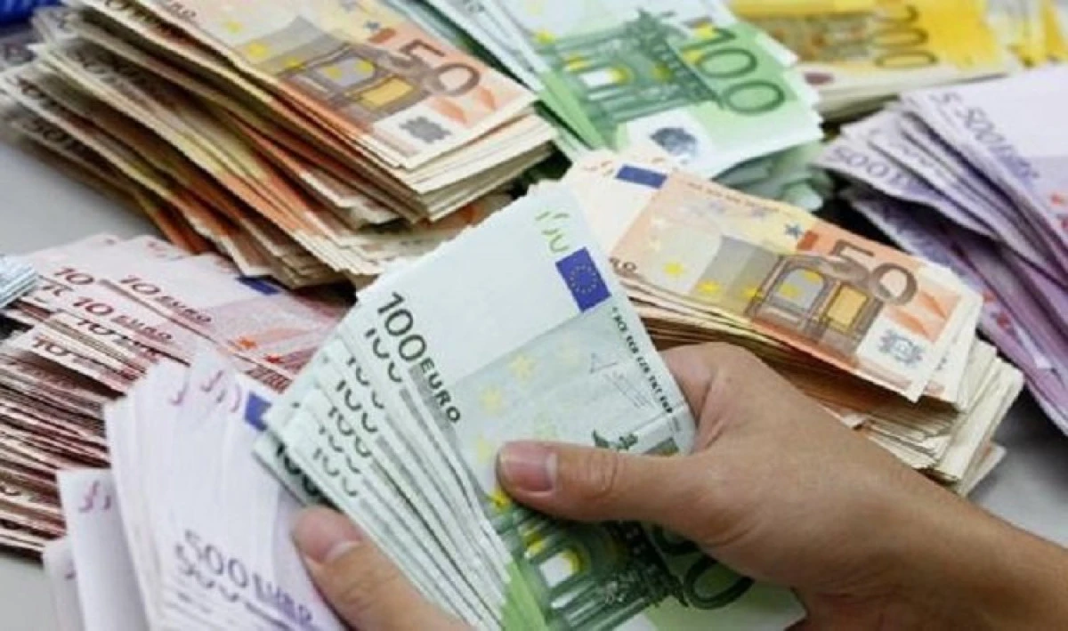 Cât noroc să ai? Un francez a câștigat 83 de milioane de euro la extragerea Euro Millions