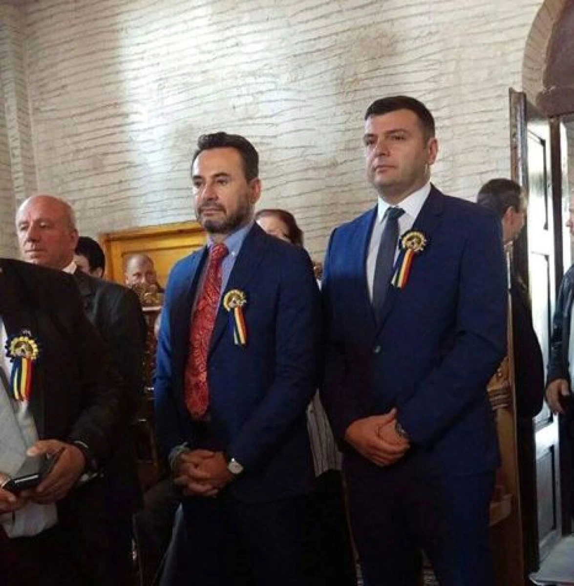 Cât tupeu! Aliat cu UDMR-ul, Falcă a pozat la mormântul lui Avram Iancu