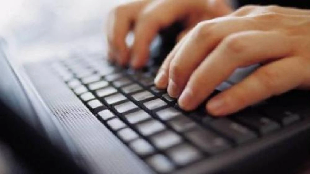 Câte școli nu au internet în România. Vezi situația în județul Arad
