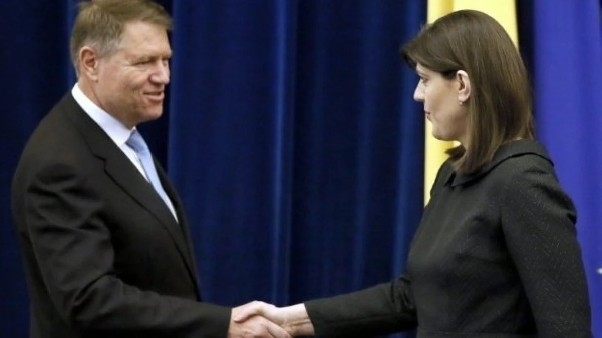 CCR: Iohannis este obligat să o revoce pe Kovesi