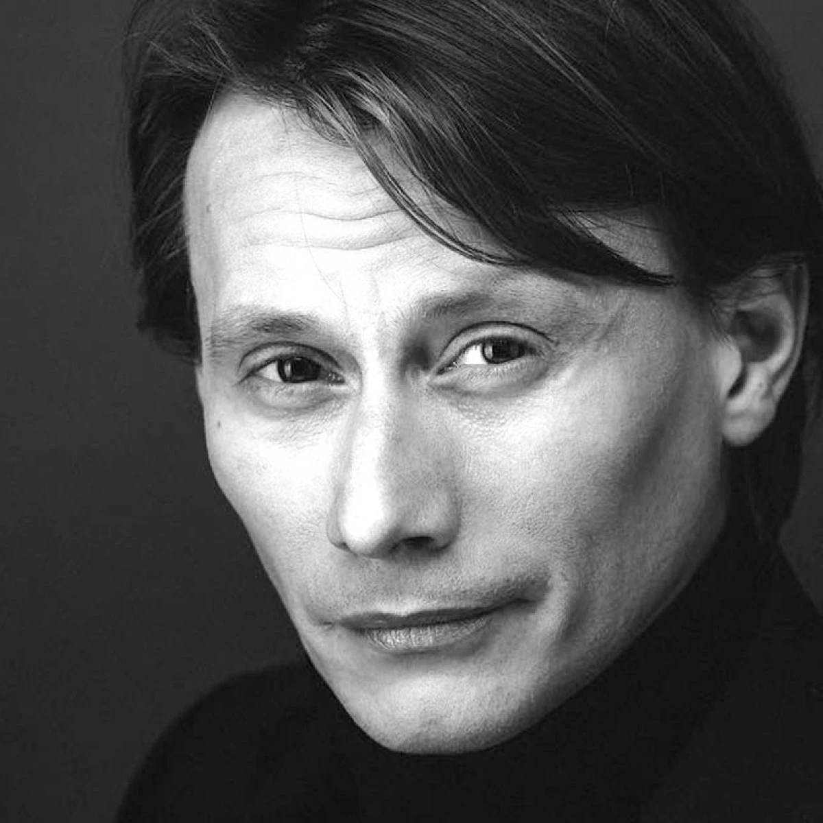 Ce speră actorul Marius Manole