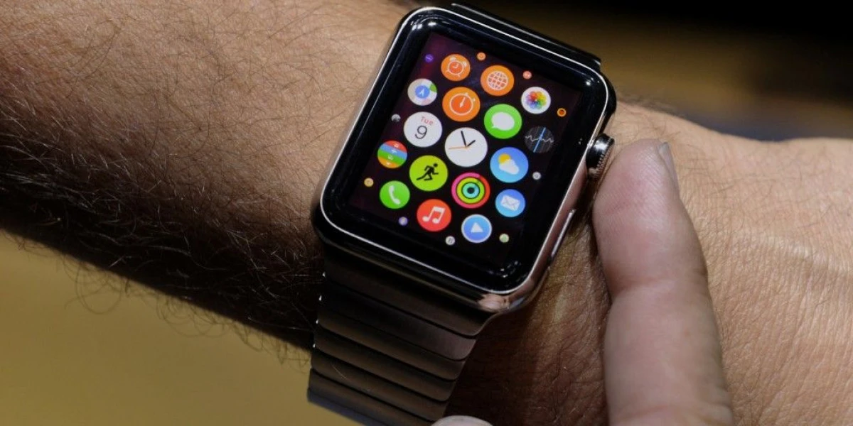 CEASUL INTELIGENT APPLE WATCH VA INLOCUI CHEILE AUTOMOBILULUI