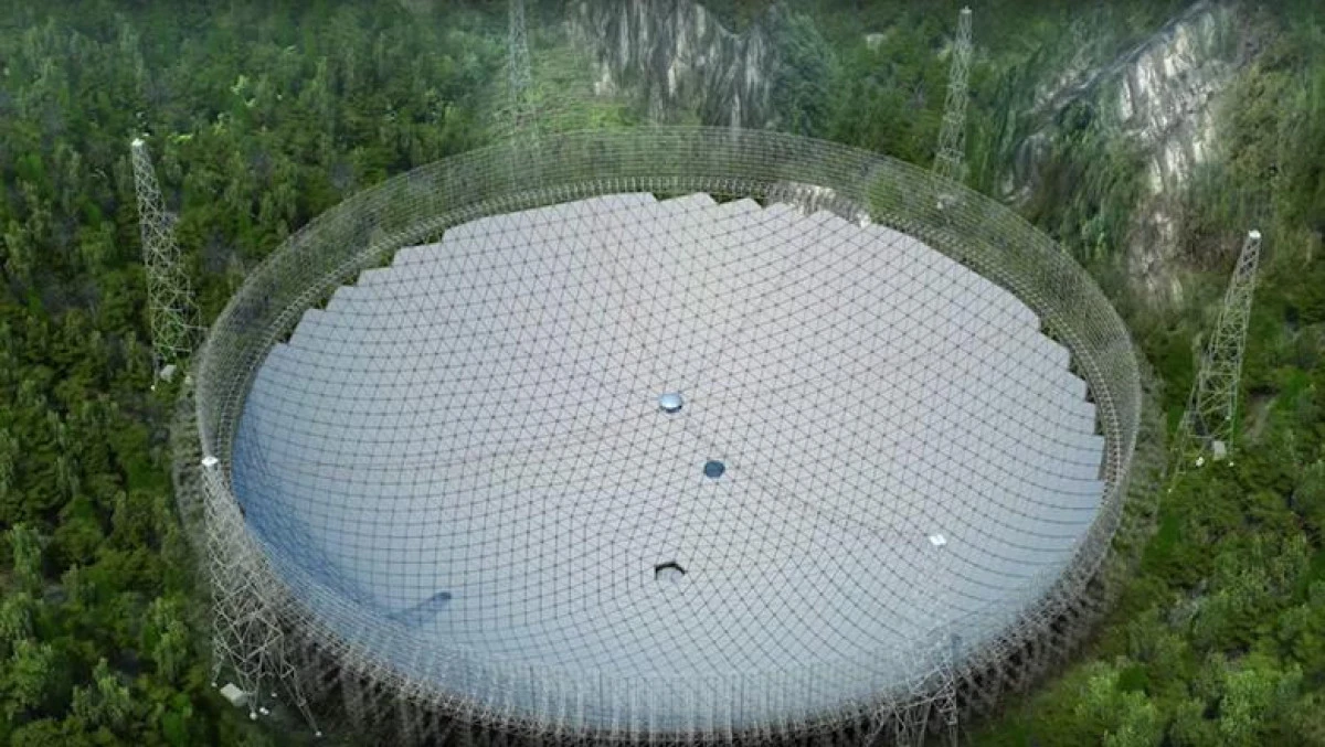 Cel mai mare radiotelescop din lume a devenit operaţional în China