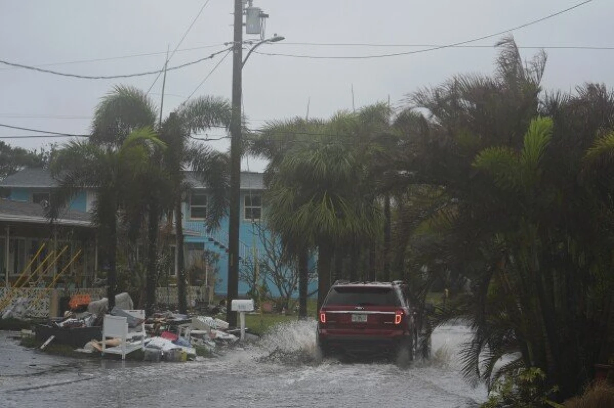 Cel puţin 11 morţi în Florida după trecerea uraganului Milton