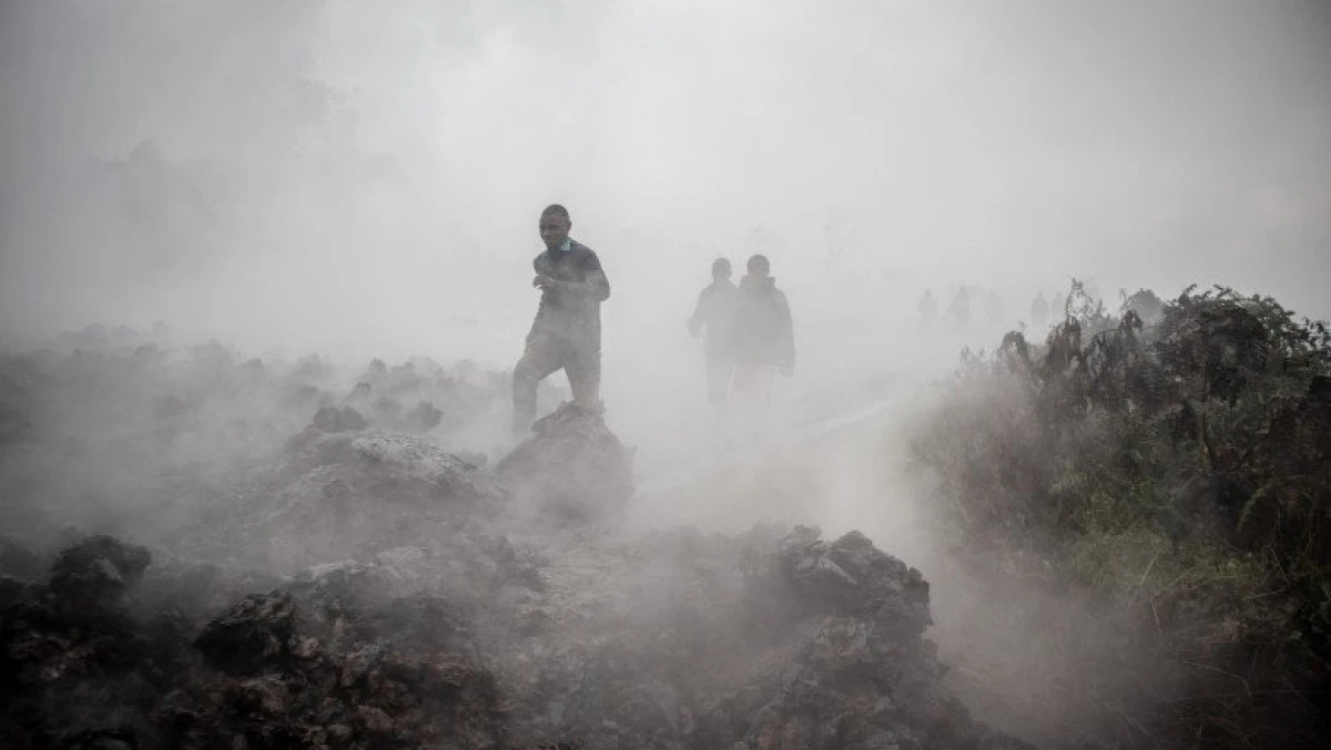 Cel puțin 15 oameni au fost uciși de lavă după erupția vulcanului Nyiragongo, în Congo