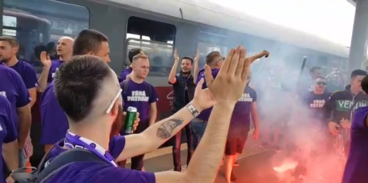 Cel puţin 300 de ultraşi polişti vor veni la Derby-ul Vestului!