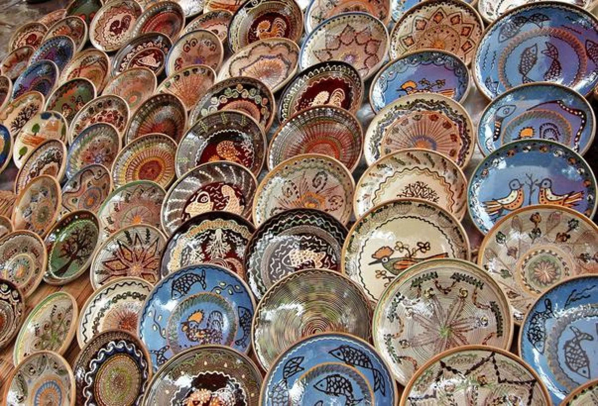 Ceramică românească de peste jumătate de milion de euro, cumpărată pentru perioada Preşedinţiei Consiliului UE