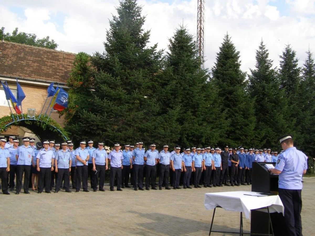 CEREMONIAL MILITAR LA SEDIUL INSPECTORATULUI DE JANDARMI JUDEȚEAN ARAD