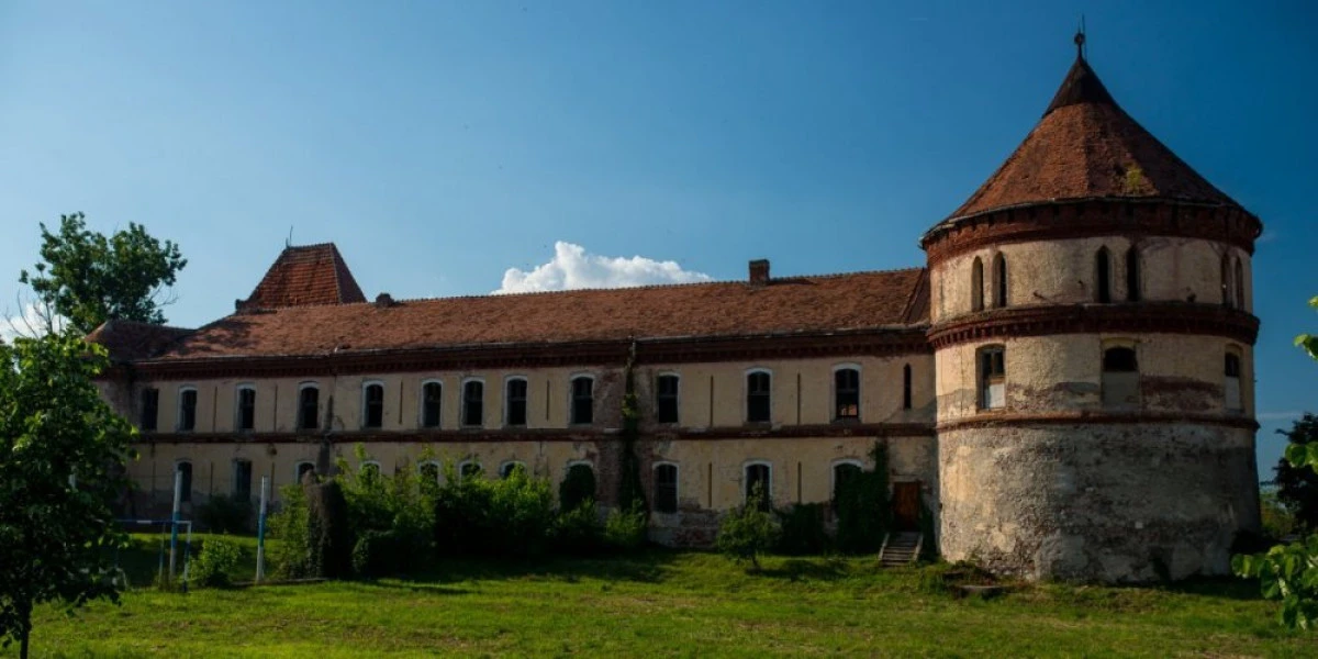 Cetatea Ineului va fi reabilitată cu fonduri europene