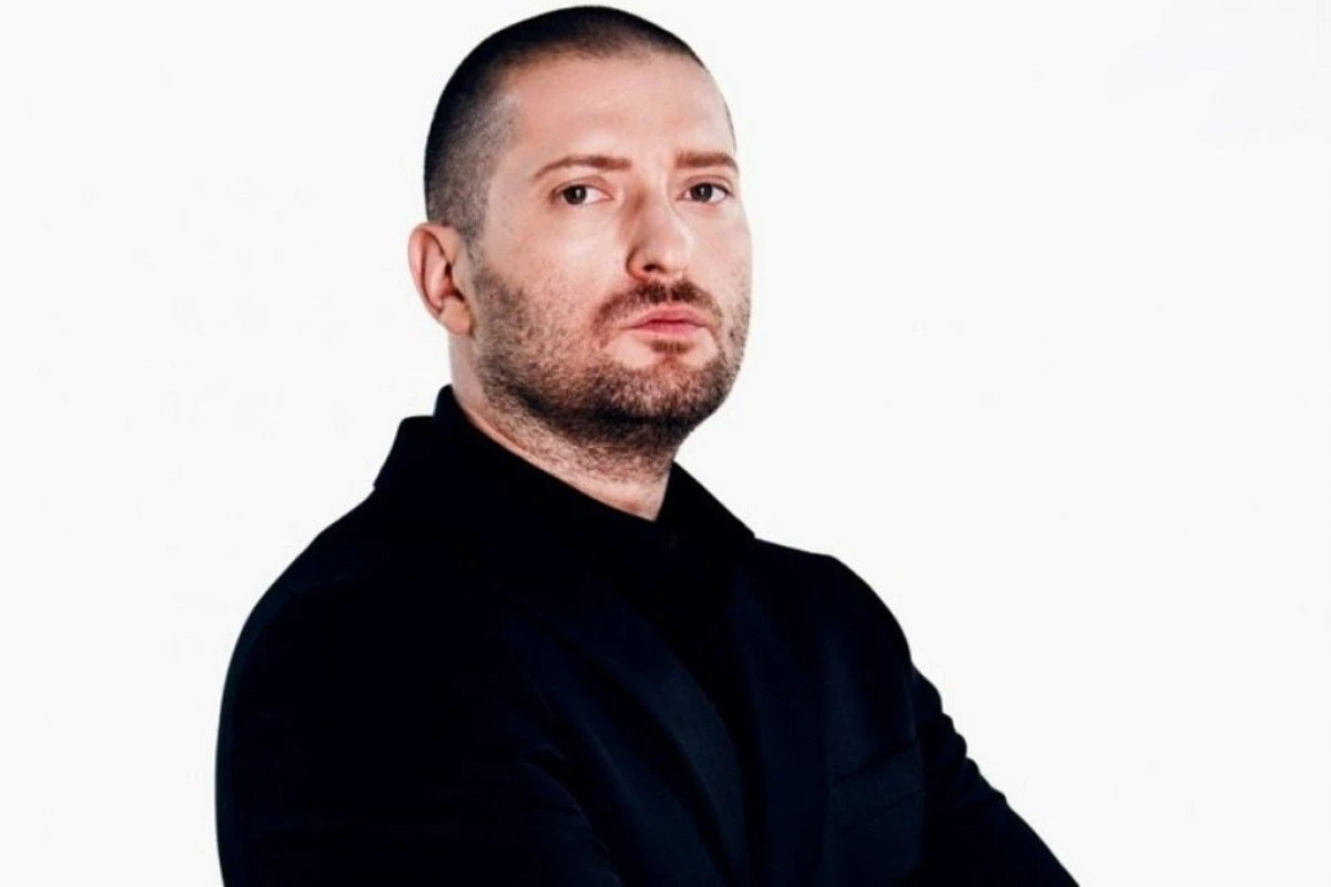 CHELOO, FACUT DE RAS PE INTERNET: "IMI VENEA SA II DAU UNA. IN FINE, MA ABTIN"