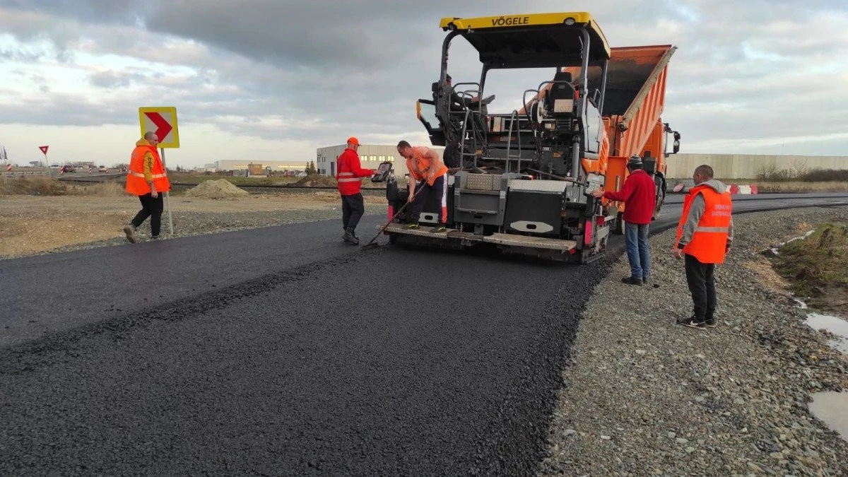 Cheltuielile cu angajații CNAIR, mai mari decât cele pentru repararea drumurilor