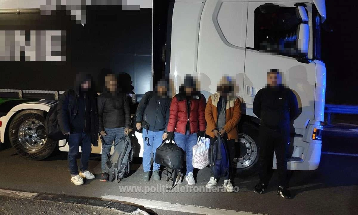 Cinci cetățeni străini, ascunși într-un automarfar și cu vize expirate, depistați de polițiștii de frontieră arădeni