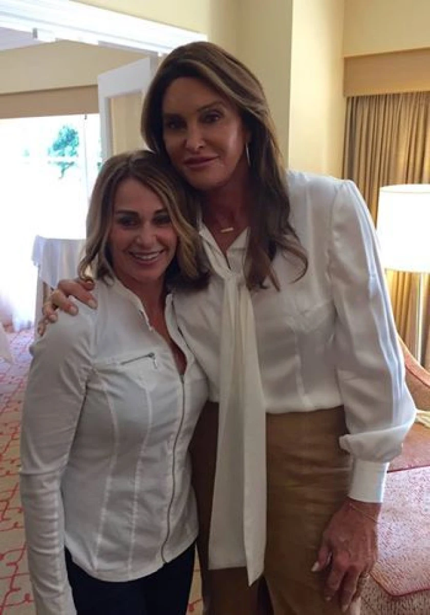 CINE ESTE OLIMPICUL DIN IMAGINE CU CARE NADIA COMANECI S-A INTALNIT DUPA 40 DE ANI