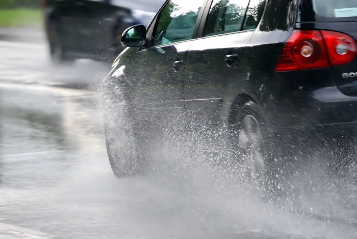 Circulați preventiv! Recomandările IPJ Arad în caz de instabilitate atmosferică