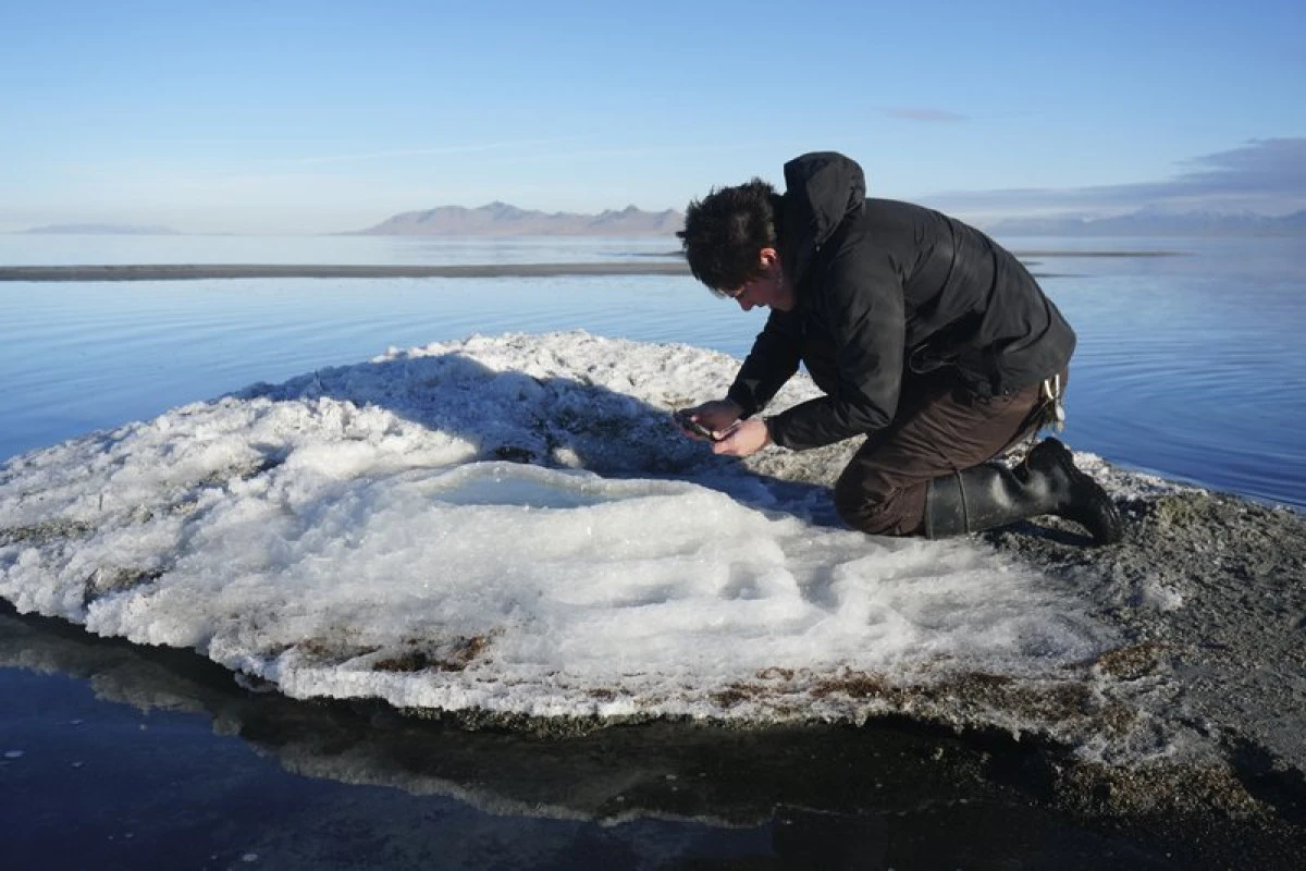 Ciudățeniile apărute deasupra suprafeței Marelui Lac Sărat din Utah