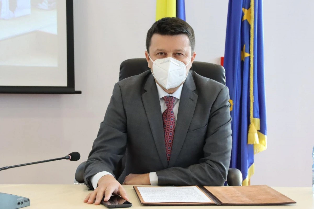 CJA va achiziționa trei microbuze pentru elevii cu cerințe educaționale speciale