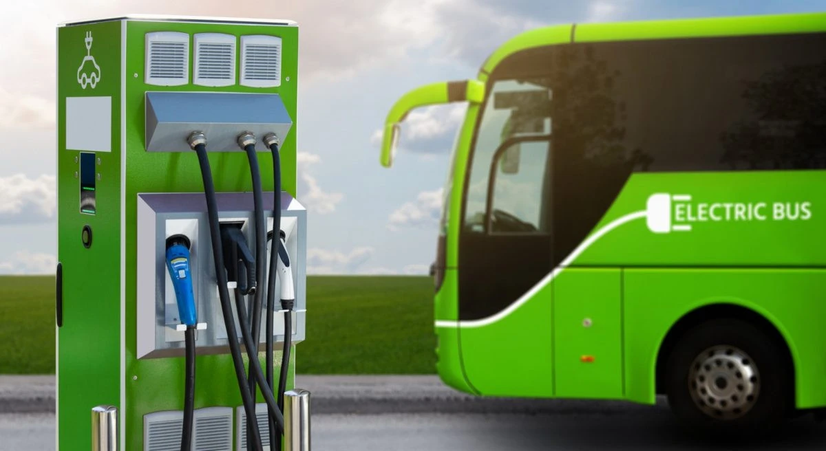 CJA va depune spre finanțare proiectul „Microbuze electrice pentru elevii din județul Arad”