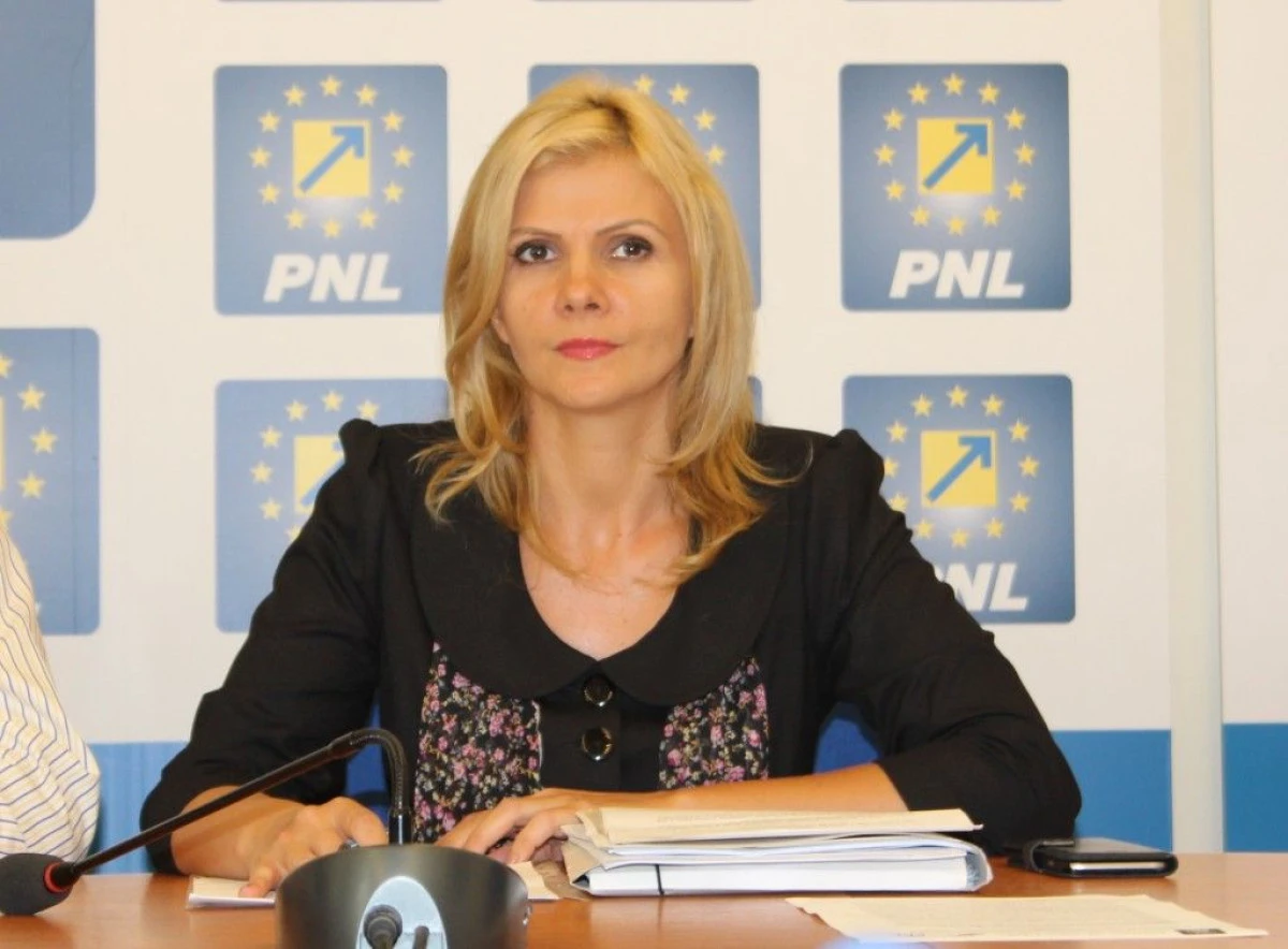 CLAUDIA BOGHICEVICI: "PIATA MUNCII ARE NEVOIE DE UN CADRU LEGISLATIV CARE SA II GARANTEZE FLEXIBILITATE"