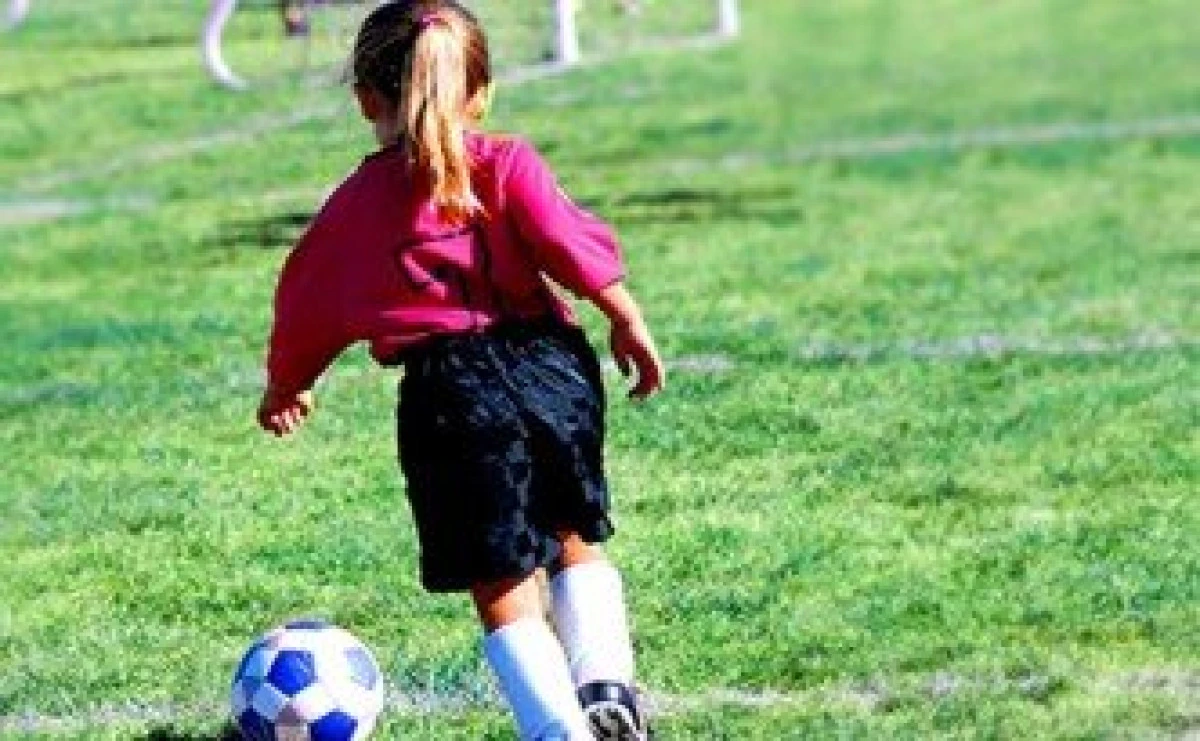 Clubul UTA, partener la Cupa Mărţişorul la fotbal feminin