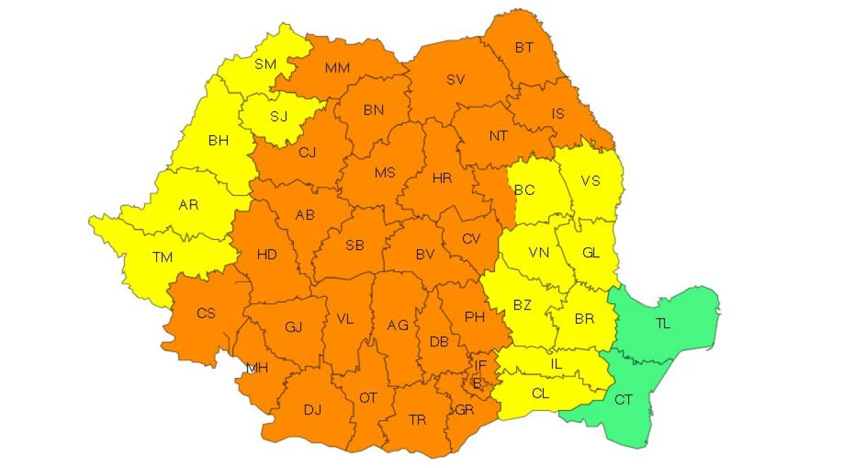 Cod galben de ploi torenţiale şi vijelii în județul Arad