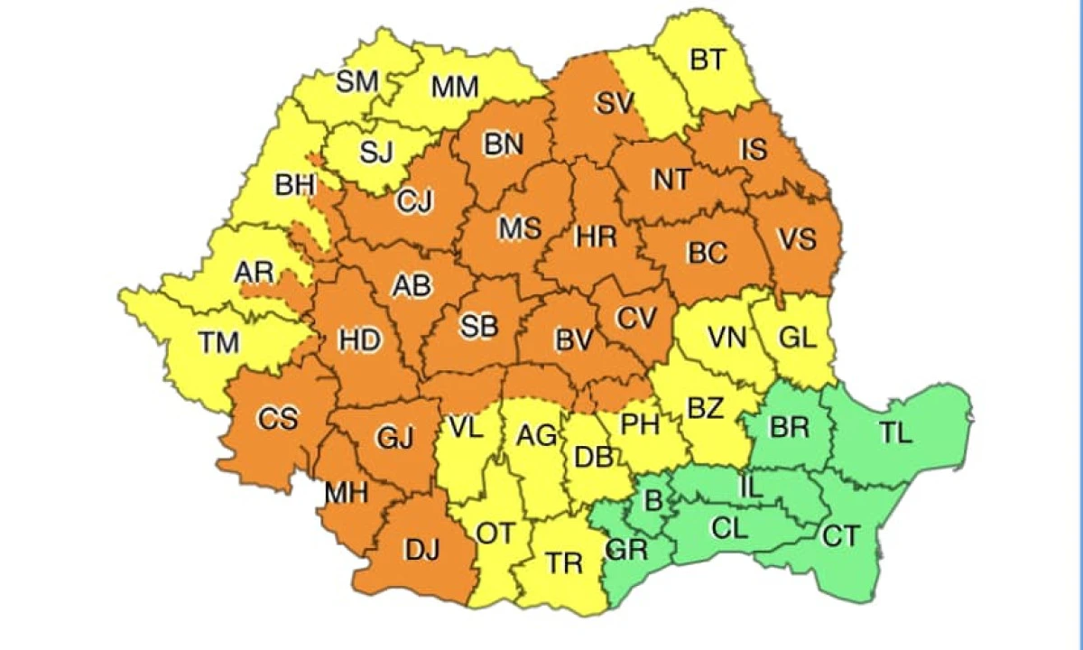 Cod portocaliu de averse şi vijelii pentru județul Arad