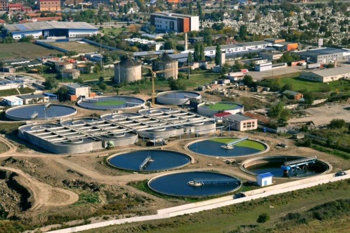 Compania de Apă Arad va amenaja o perdea de vegetaţie în jurul Stației de Epurare