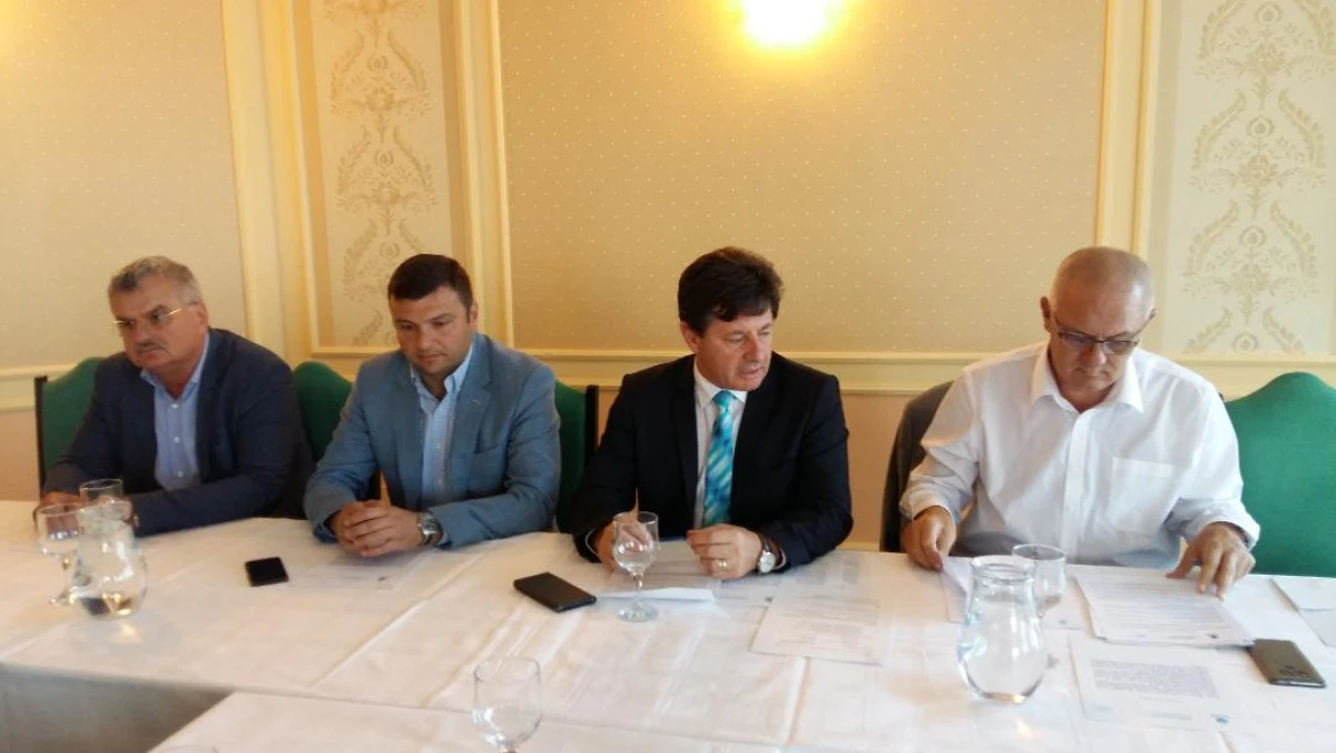 Companiile de apă din Arad și Szeged au obținut o finanțare europeană de 4 milioane de euro