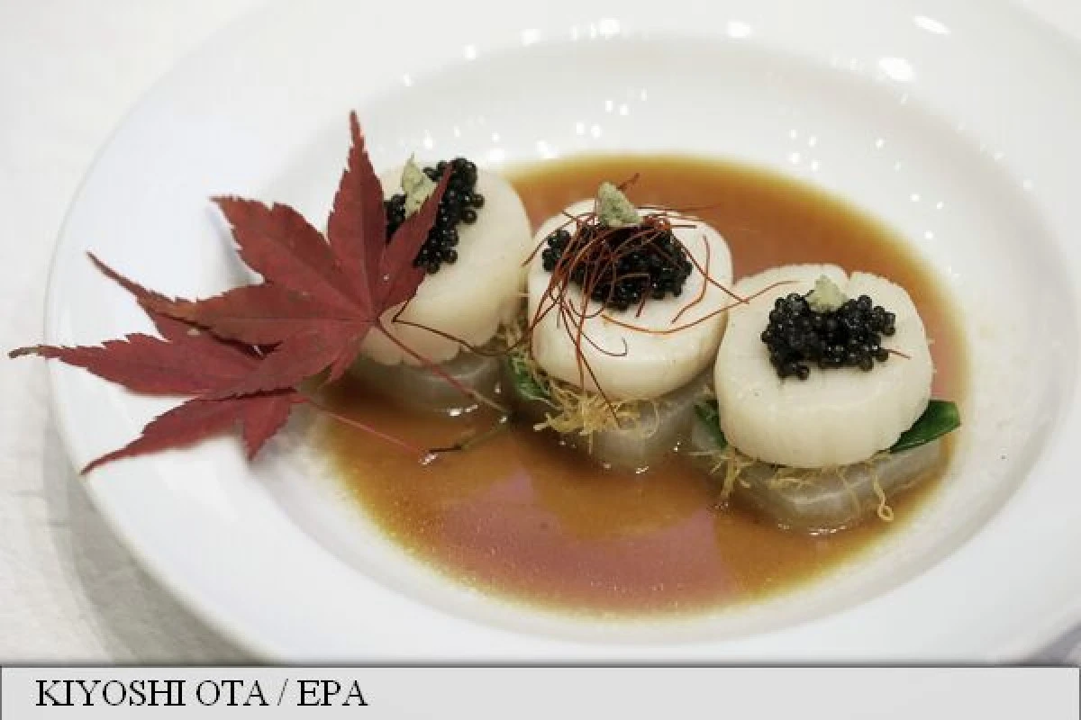 CONCURSUL MONDIAL DE GASTRONOMIE TRADITIONALA JAPONEZA A FOST CASTIGAT DE UN MEXICAN