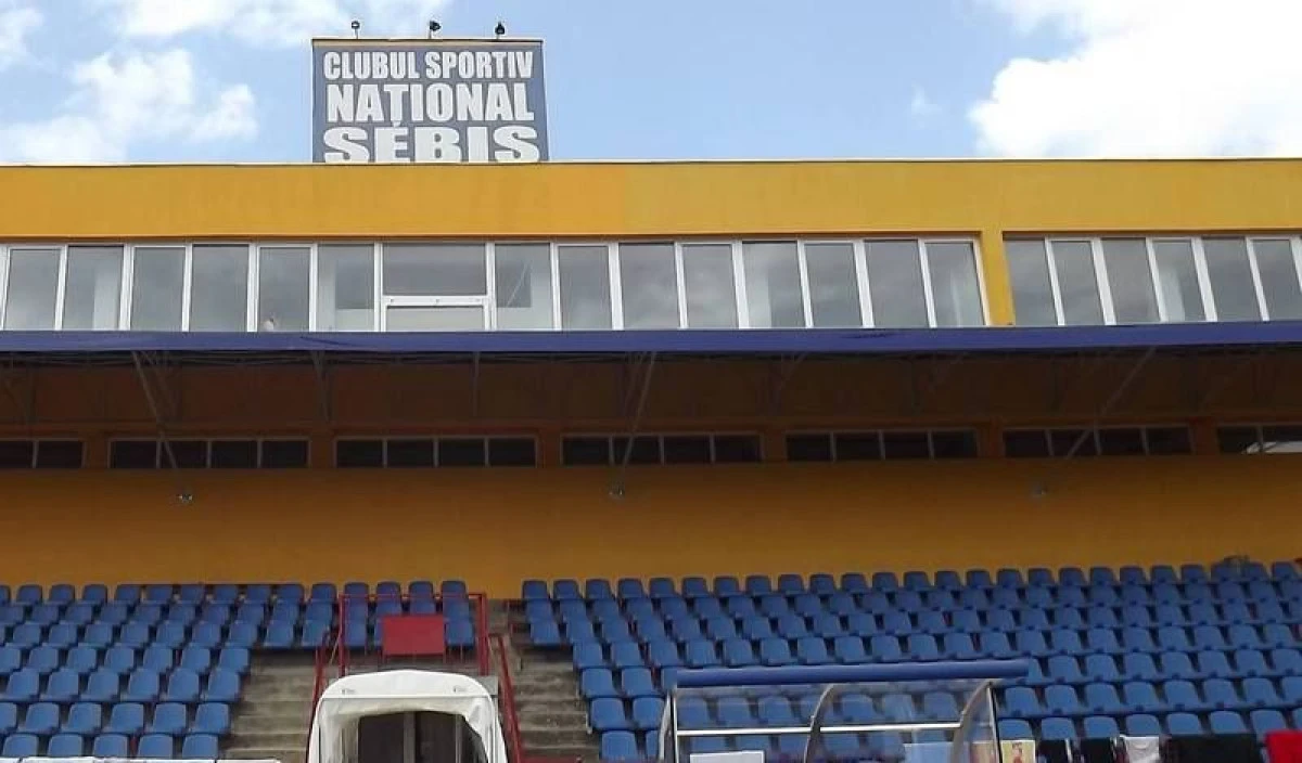 CONDITII DE LIGA A 2-A LA SEBIS: ASTAZI S-A INAUGURAT OFICIAL NOUL HOTEL DE LA STADION