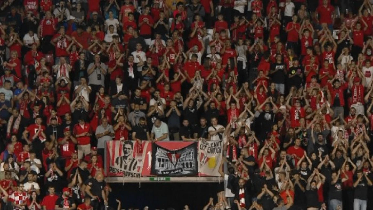 Condiţii dure de acces la UTA - FCU Craiova! Arădenii riscă să joace cu stadionul mai mult de jumătate gol
