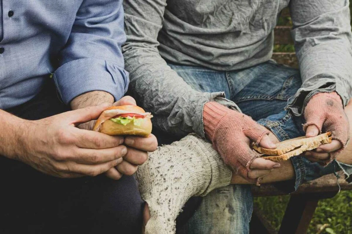 Conducerea Spitalului Județean îi îndeamnă pe bolnavii care vin la UPU să fie pregătiți cu „pachețelul cu mâncare“