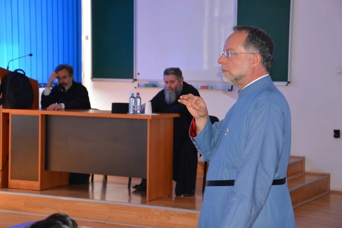 CONFERINȚA ”MEDICINA-ȘTIINȚA VIEȚII”, LA ARAD