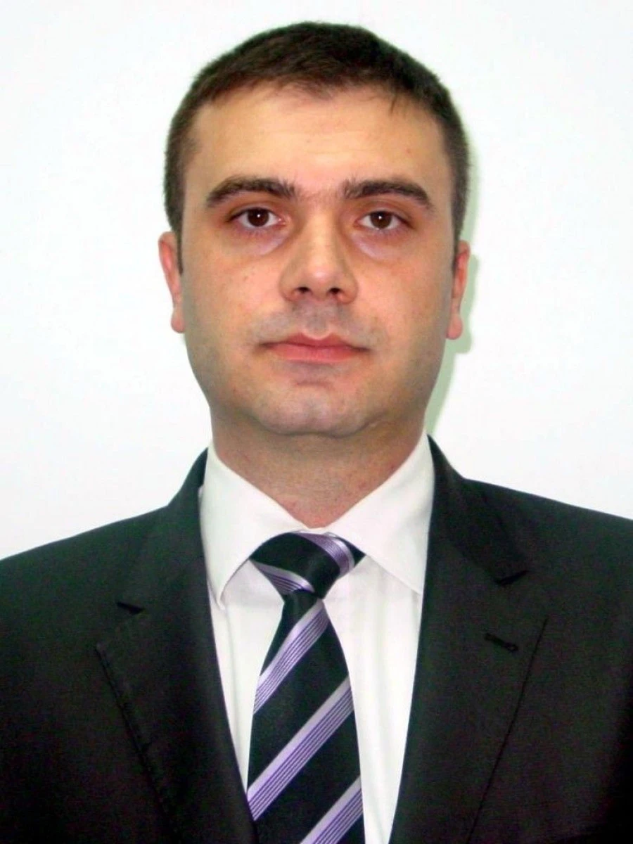 CONSILIERUL PNL ALIN HARLAU INDEAMNA ARADENII LA SOLIDARITATE
