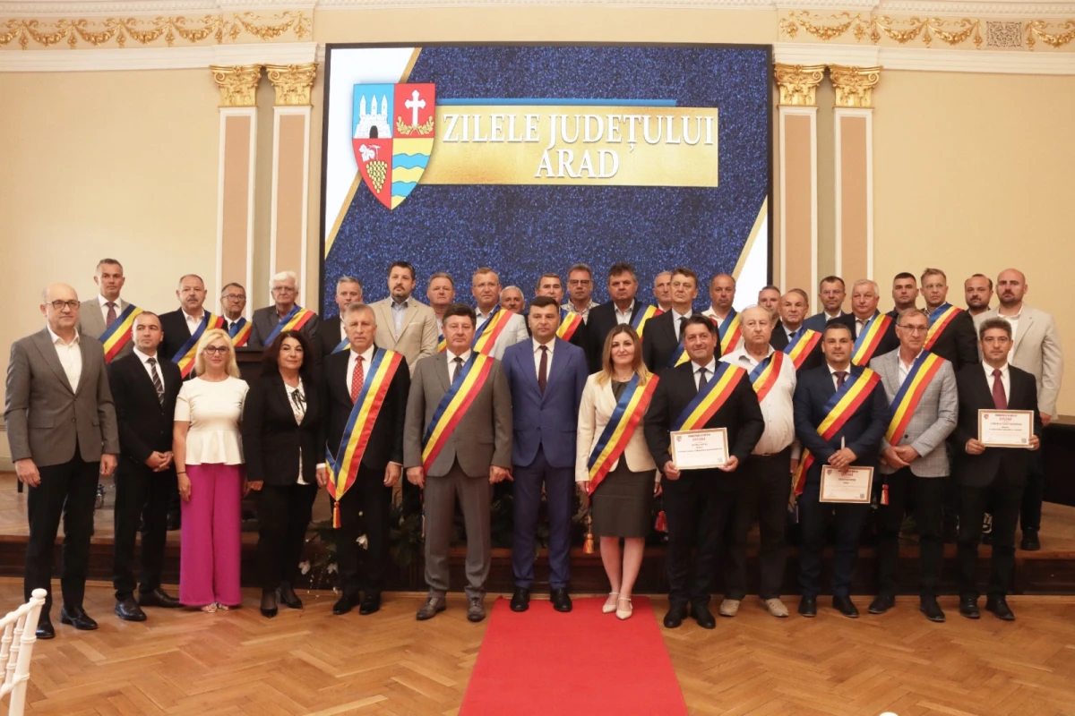 Consiliul Județean Arad a acordat premii de excelență unor primari din județ