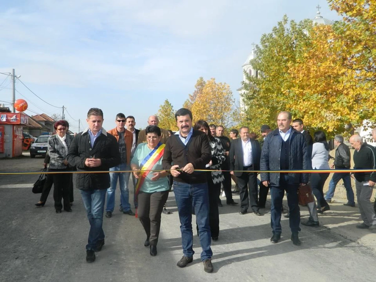 CONSILIUL JUDETEAN ARAD A INAUGURAT UN DRUM IN COMUNA GURAHONT