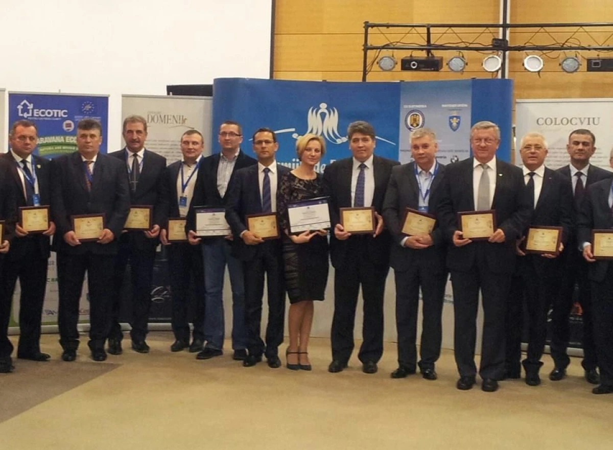 CONSILIUL JUDETEAN ARAD A PRIMIT “PREMIUL DE EXCELENTA PENTRU ACTIVITATE“