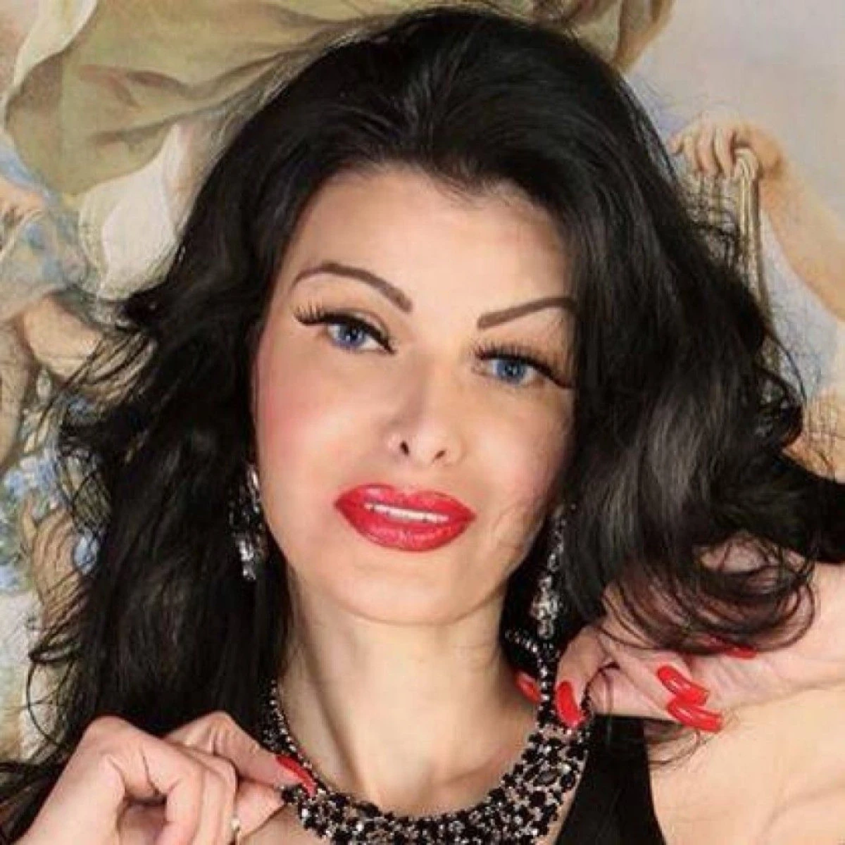 CONSUELA DI MONACO ESTE FOC SI PARA! REPLICA USTURATOARE PENTRU ALIN GALATESCU: “NU ARE TREABA CU MODA, SUNT SUPERIOARA LUI“!