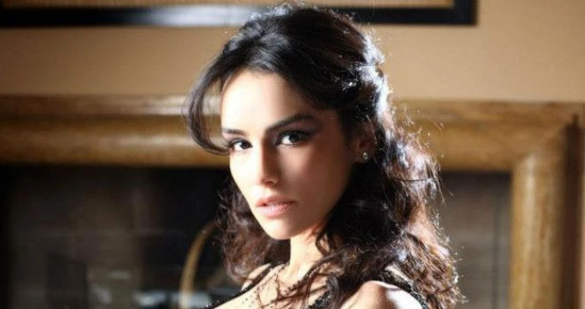 CONSUELO PARE INDIFERENTA LA ESCAPADELE LUI ADRIAN MUTU