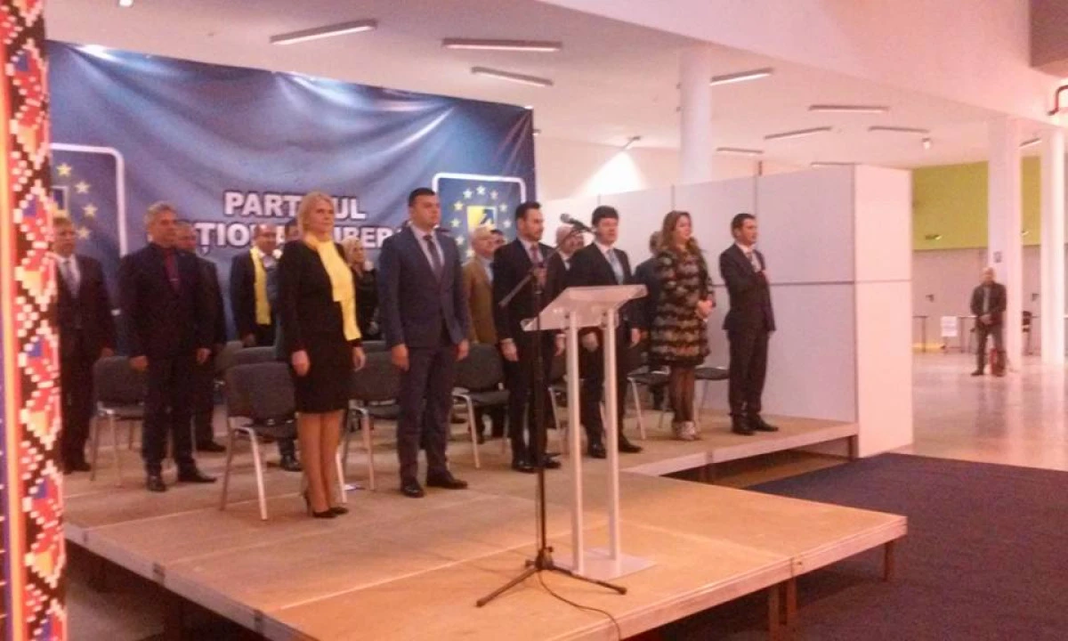 Continuă războiul în PNL Arad! Gruparea Falcă dă lovitura de graţie grupării Pistru