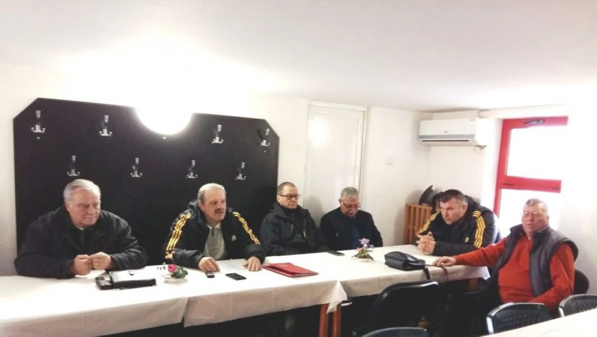Continuă tensiunile pe „Gloria”: „Nu mai dormim, ne-am trezit!”