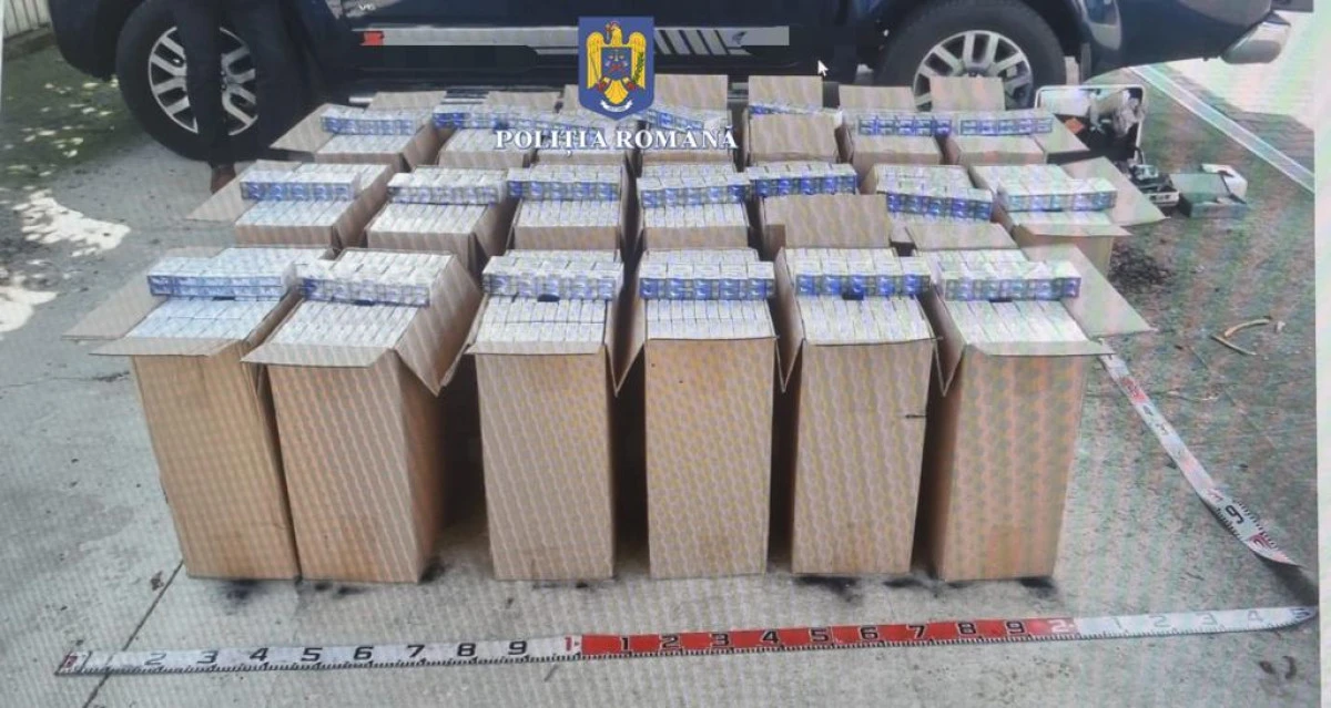 Contrabandist din Sântana, prins cu 10.000 de pachete de țigări în mașină